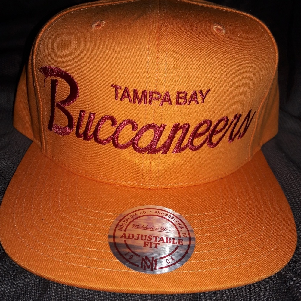 MITCHELL AND NESS SNAPBACK